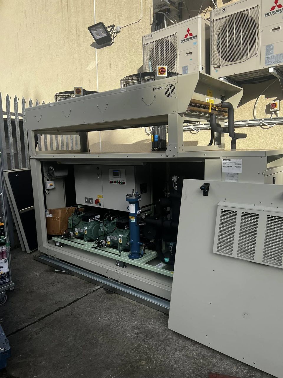 CO2 plant and gas cooler during commissioning