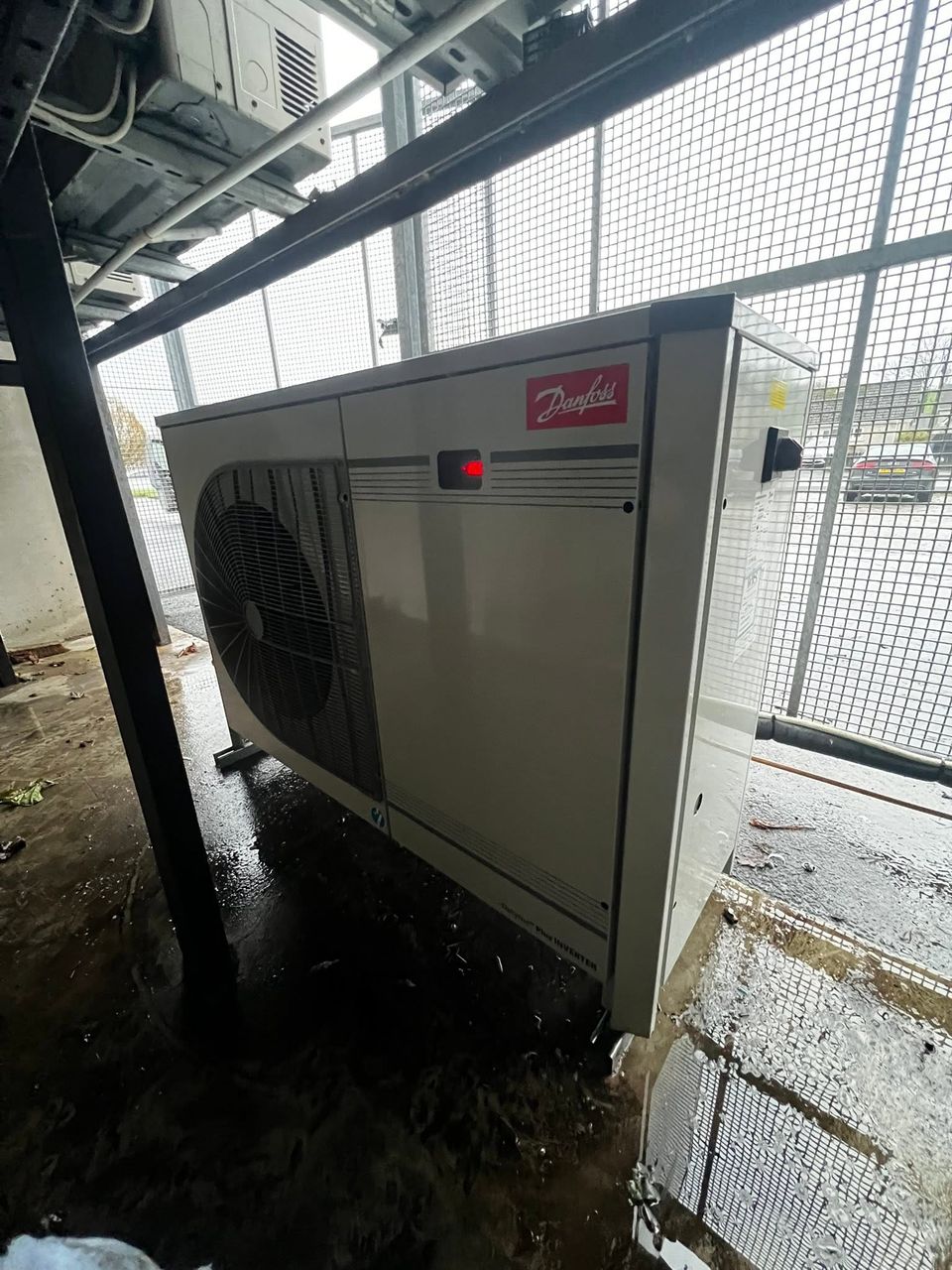 Danfoss inverter-drive condensing unit