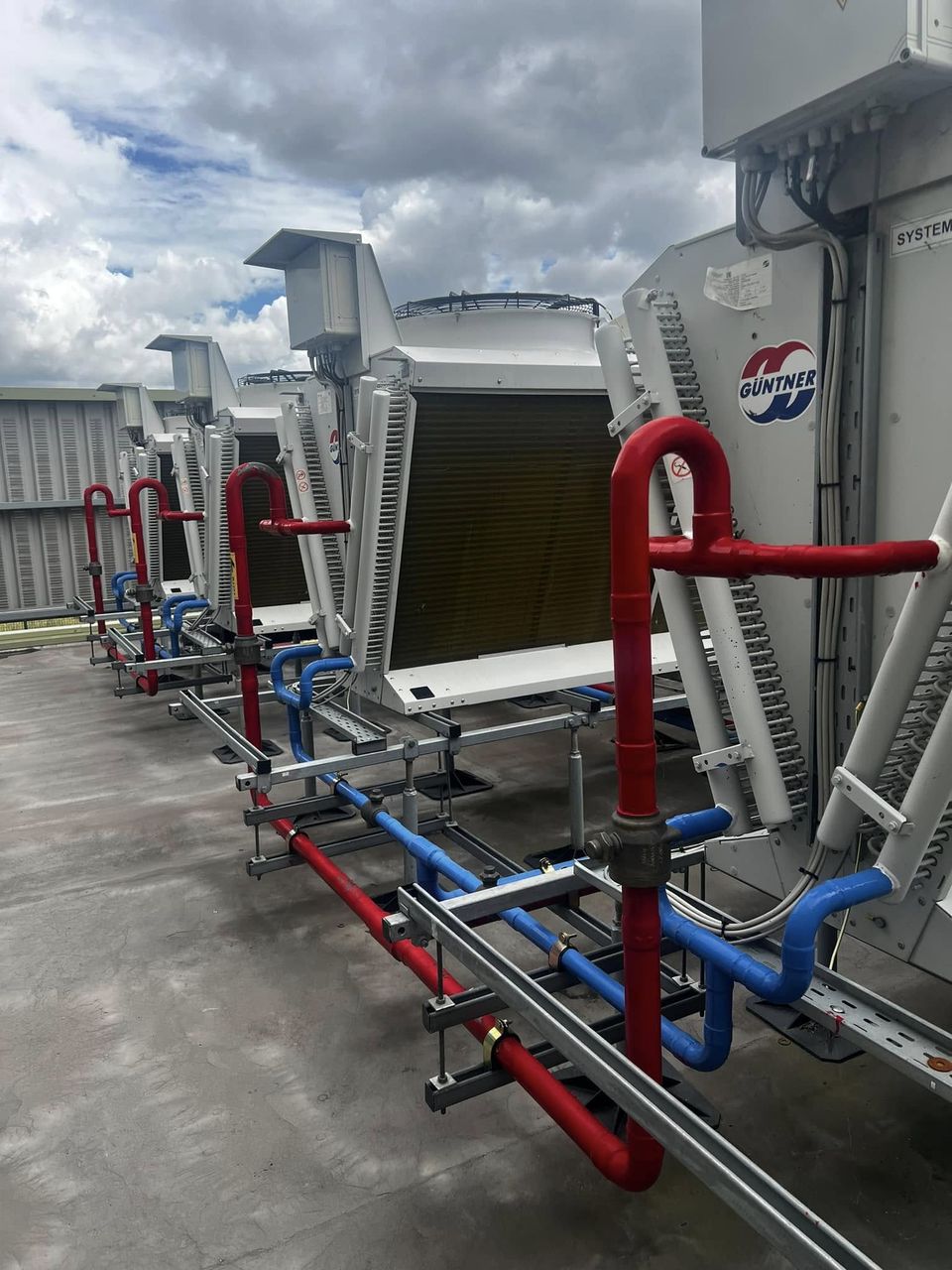 Güntner twin V-block condensers